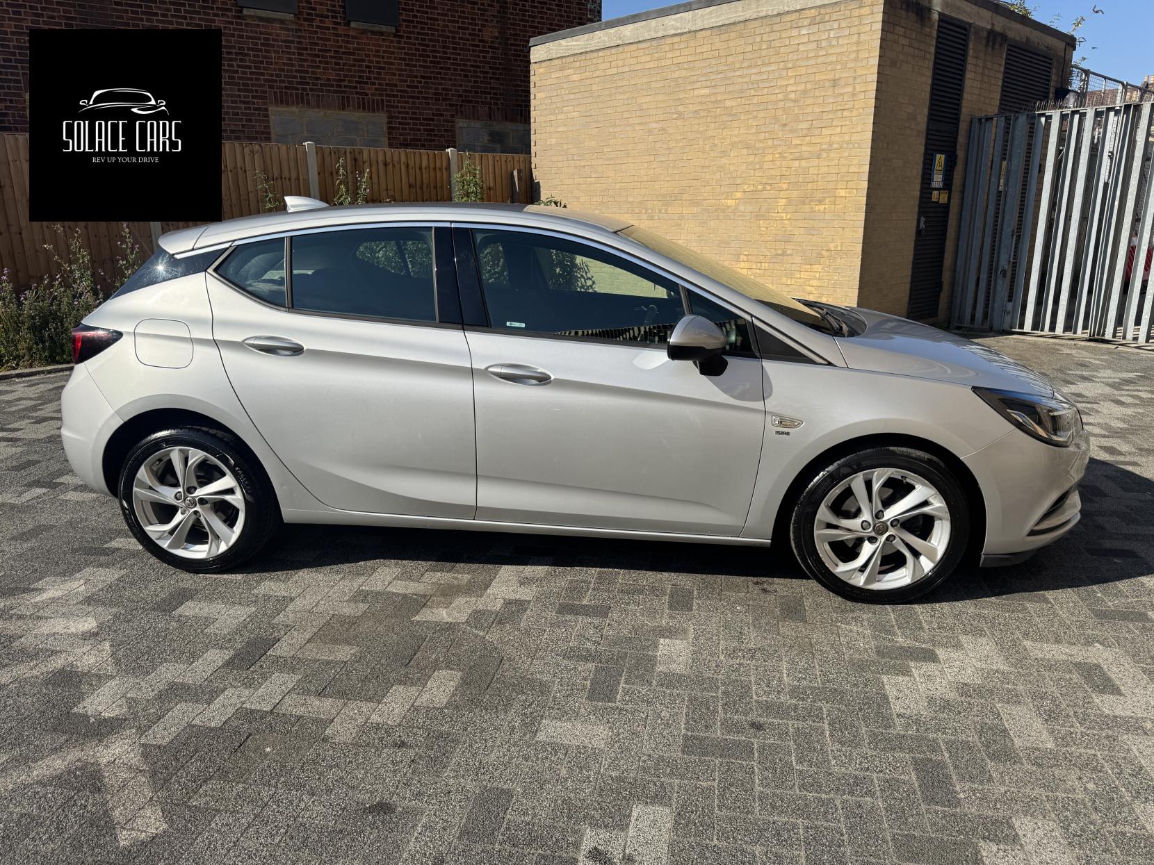 Vauxhall Astra 1.4i Turbo SRi Nav Hatchback 5dr Petrol Manual Euro 6 (150 ps)