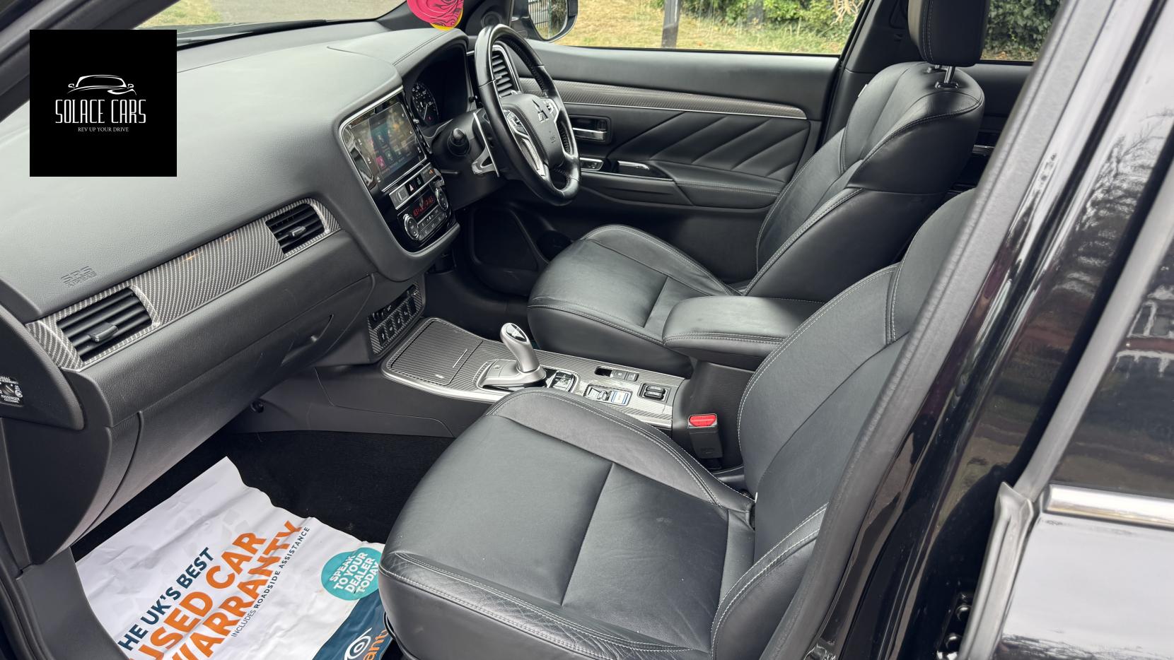 Mitsubishi Outlander 2.4h TwinMotor 13.8kWh 4h SUV 5dr Petrol Plug-in Hybrid CVT 4WD Euro 6 (s/s) (209 ps)