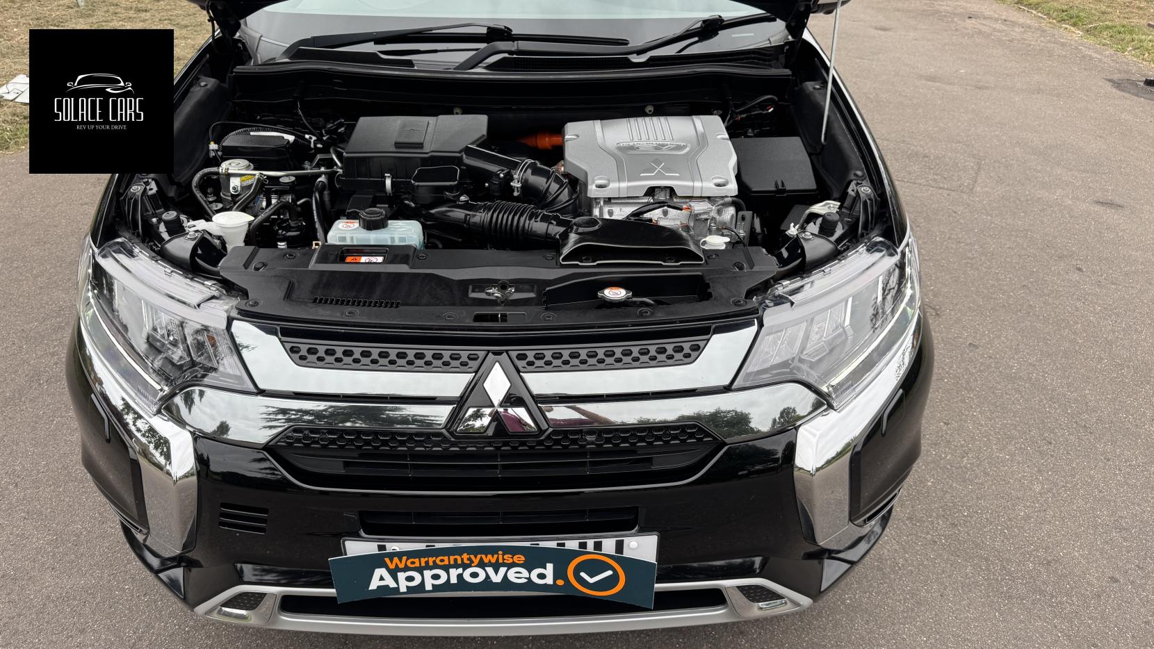 Mitsubishi Outlander 2.4h TwinMotor 13.8kWh 4h SUV 5dr Petrol Plug-in Hybrid CVT 4WD Euro 6 (s/s) (209 ps)