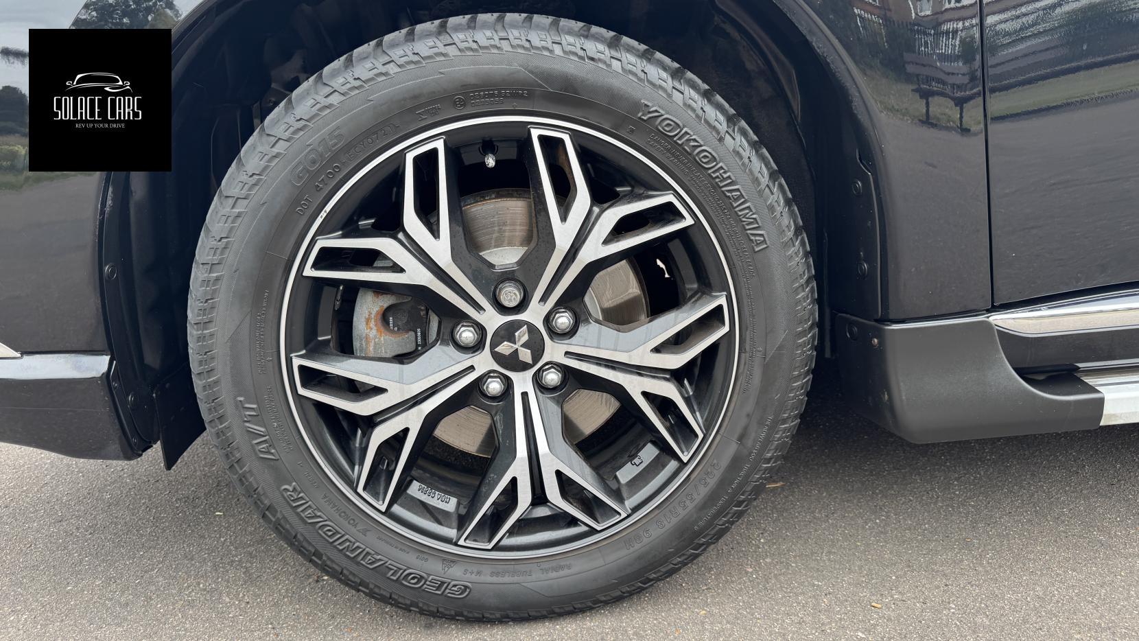 Mitsubishi Outlander 2.4h TwinMotor 13.8kWh 4h SUV 5dr Petrol Plug-in Hybrid CVT 4WD Euro 6 (s/s) (209 ps)