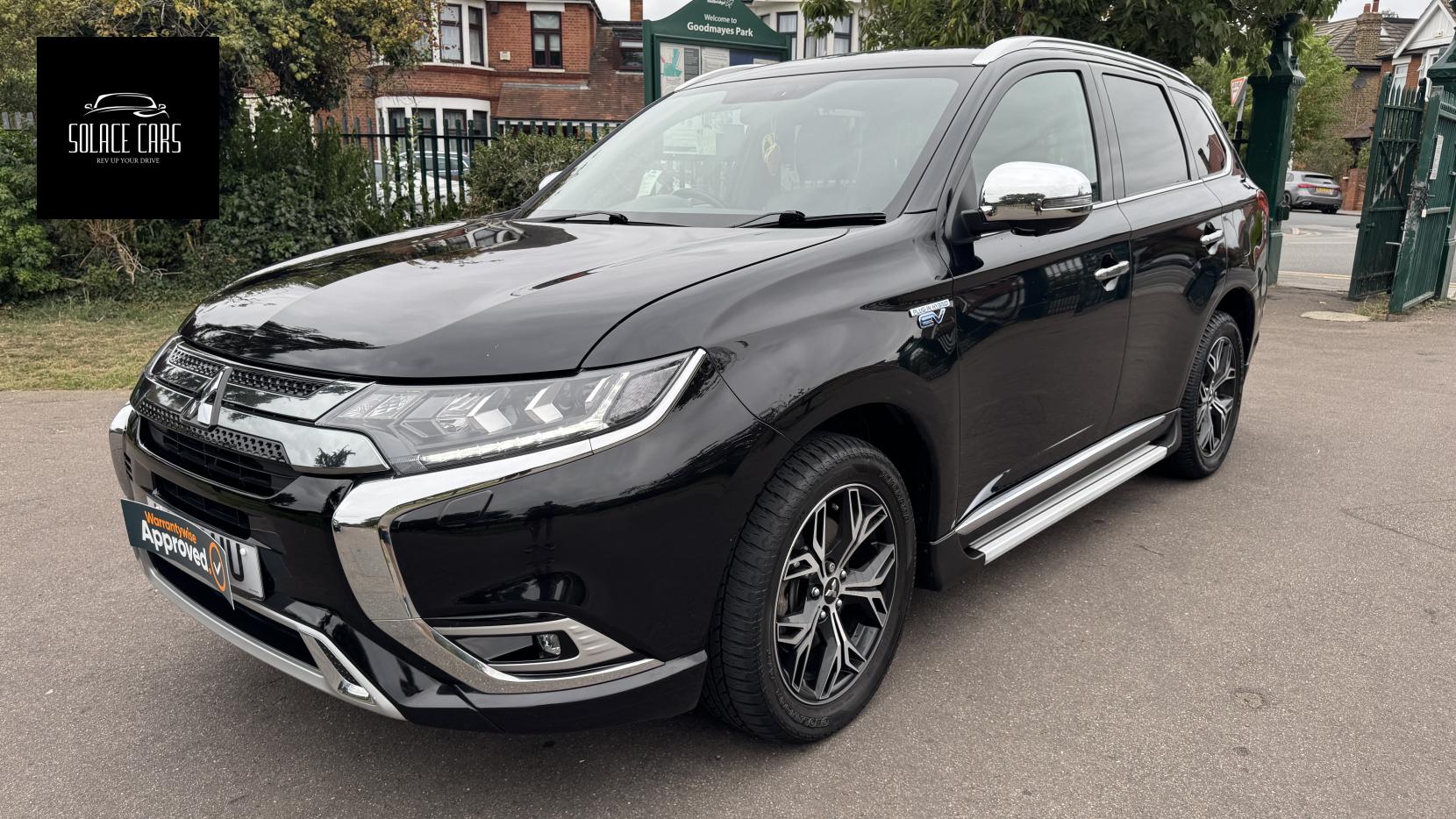 Mitsubishi Outlander 2.4h TwinMotor 13.8kWh 4h SUV 5dr Petrol Plug-in Hybrid CVT 4WD Euro 6 (s/s) (209 ps)