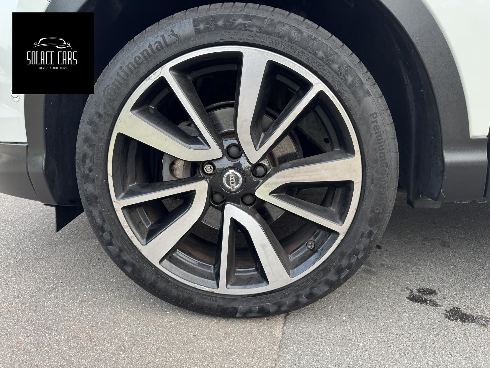 Nissan Qashqai 1.2 DIG-T Tekna SUV 5dr Petrol XTRON 2WD Euro 5 (s/s) (115 ps)
