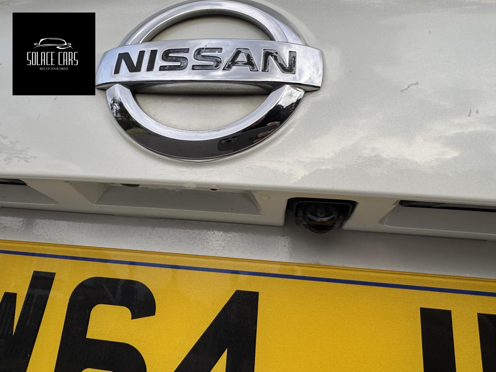 Nissan Qashqai 1.2 DIG-T Tekna SUV 5dr Petrol XTRON 2WD Euro 5 (s/s) (115 ps)