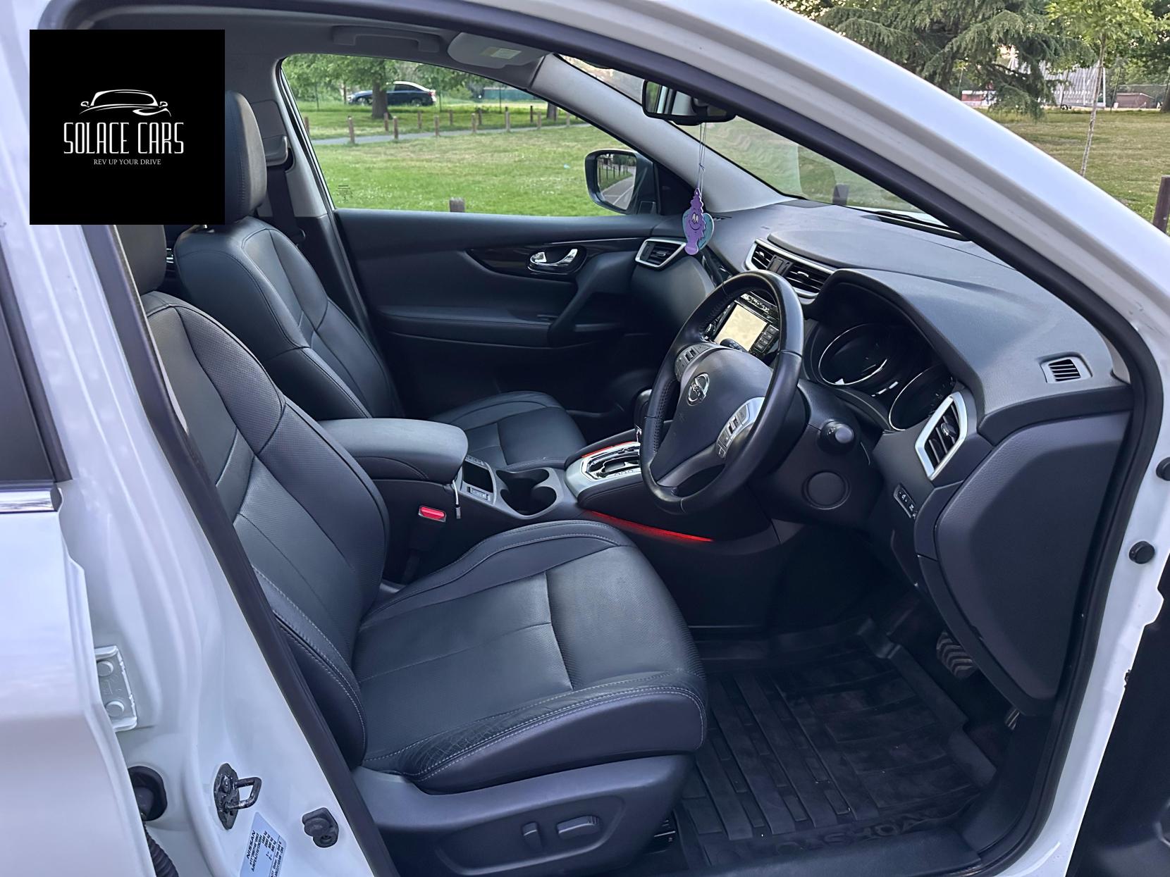 Nissan Qashqai 1.2 DIG-T Tekna SUV 5dr Petrol XTRON 2WD Euro 5 (s/s) (115 ps)