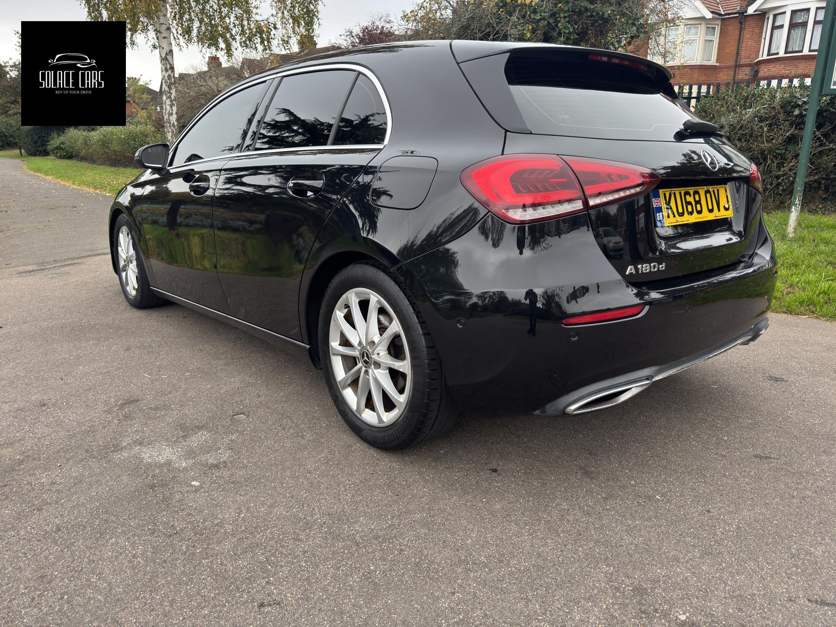 Mercedes-Benz A Class 1.5 A180d Sport (Executive) Hatchback 5dr Diesel 7G-DCT Euro 6 (s/s) (116 ps)