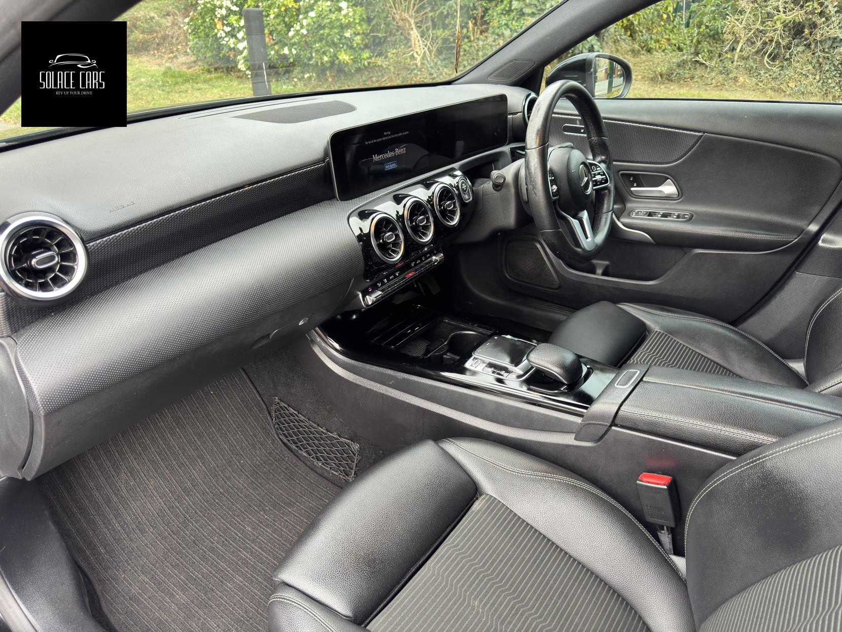 Mercedes-Benz A Class 1.5 A180d Sport (Executive) Hatchback 5dr Diesel 7G-DCT Euro 6 (s/s) (116 ps)