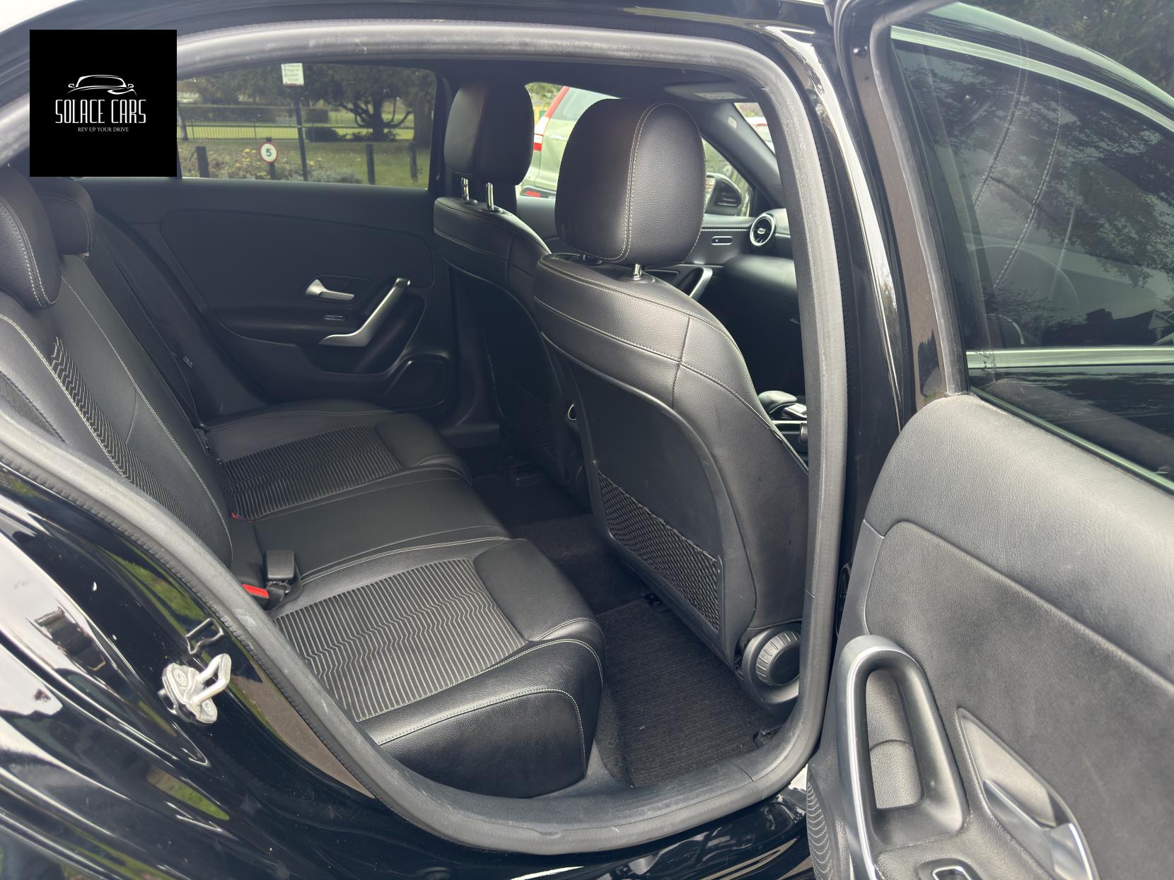 Mercedes-Benz A Class 1.5 A180d Sport (Executive) Hatchback 5dr Diesel 7G-DCT Euro 6 (s/s) (116 ps)