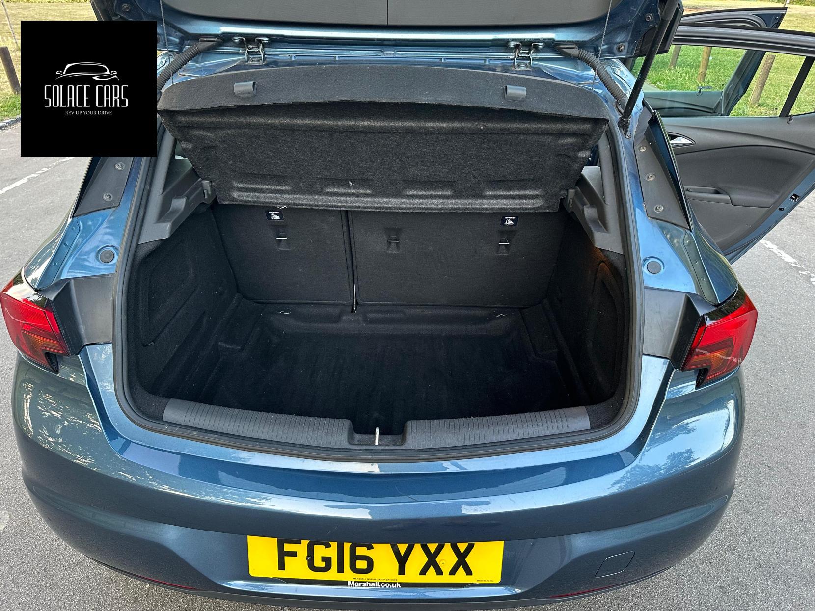 Vauxhall Astra 1.0i Turbo ecoFLEX SRi Hatchback 5dr Petrol Manual Euro 6 (s/s) (105 ps)