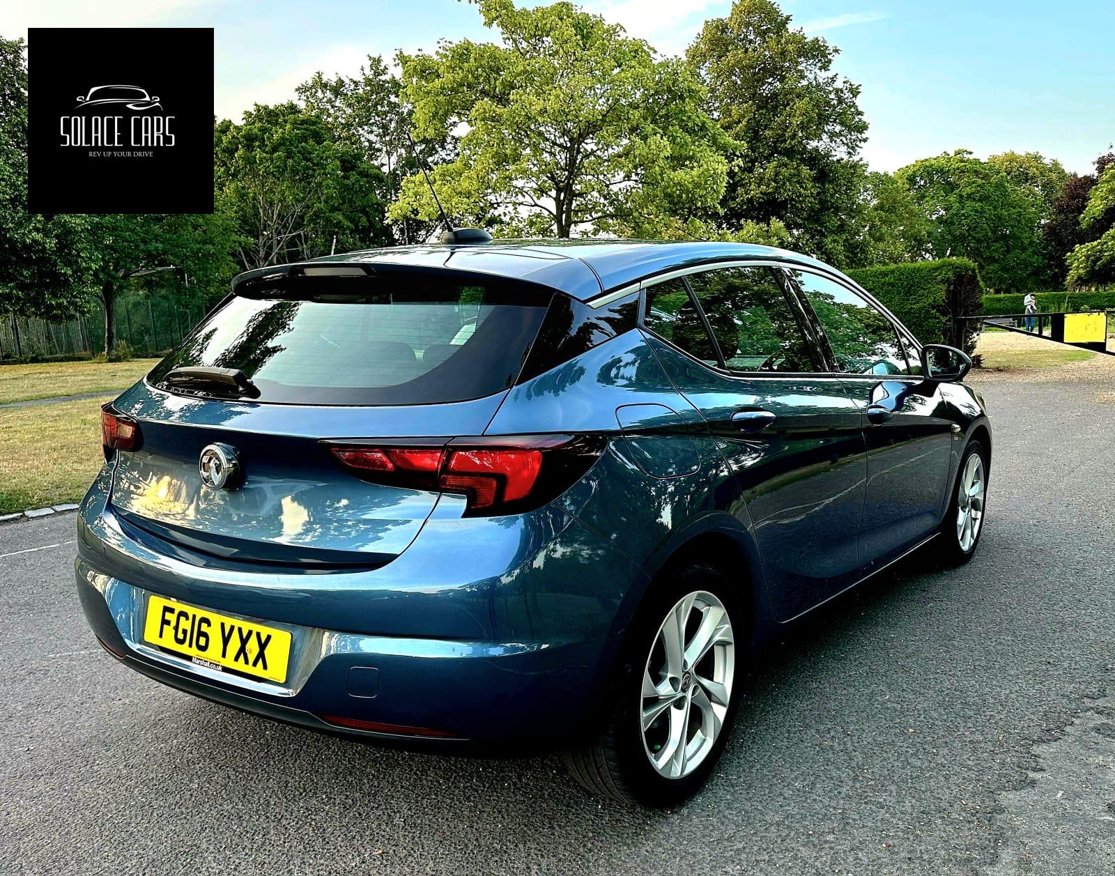 Vauxhall Astra 1.0i Turbo ecoFLEX SRi Hatchback 5dr Petrol Manual Euro 6 (s/s) (105 ps)