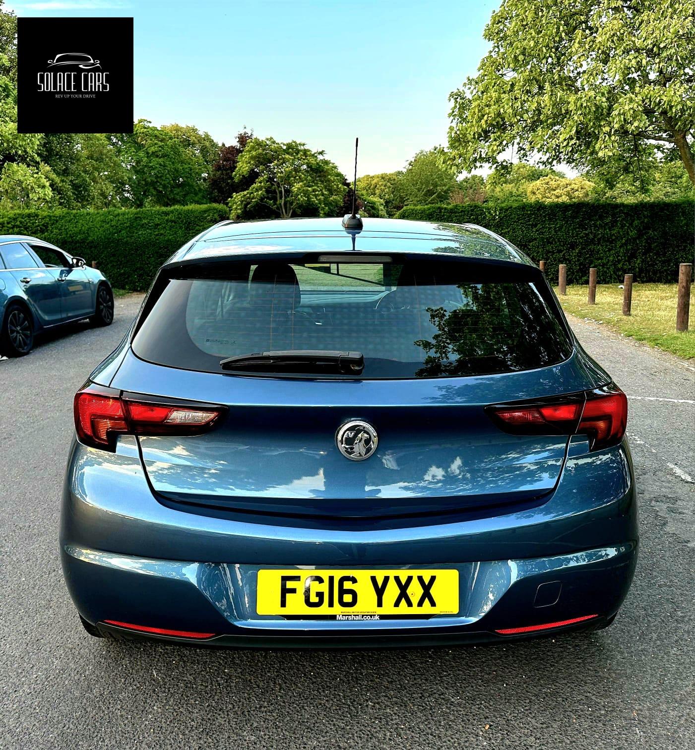 Vauxhall Astra 1.0i Turbo ecoFLEX SRi Hatchback 5dr Petrol Manual Euro 6 (s/s) (105 ps)