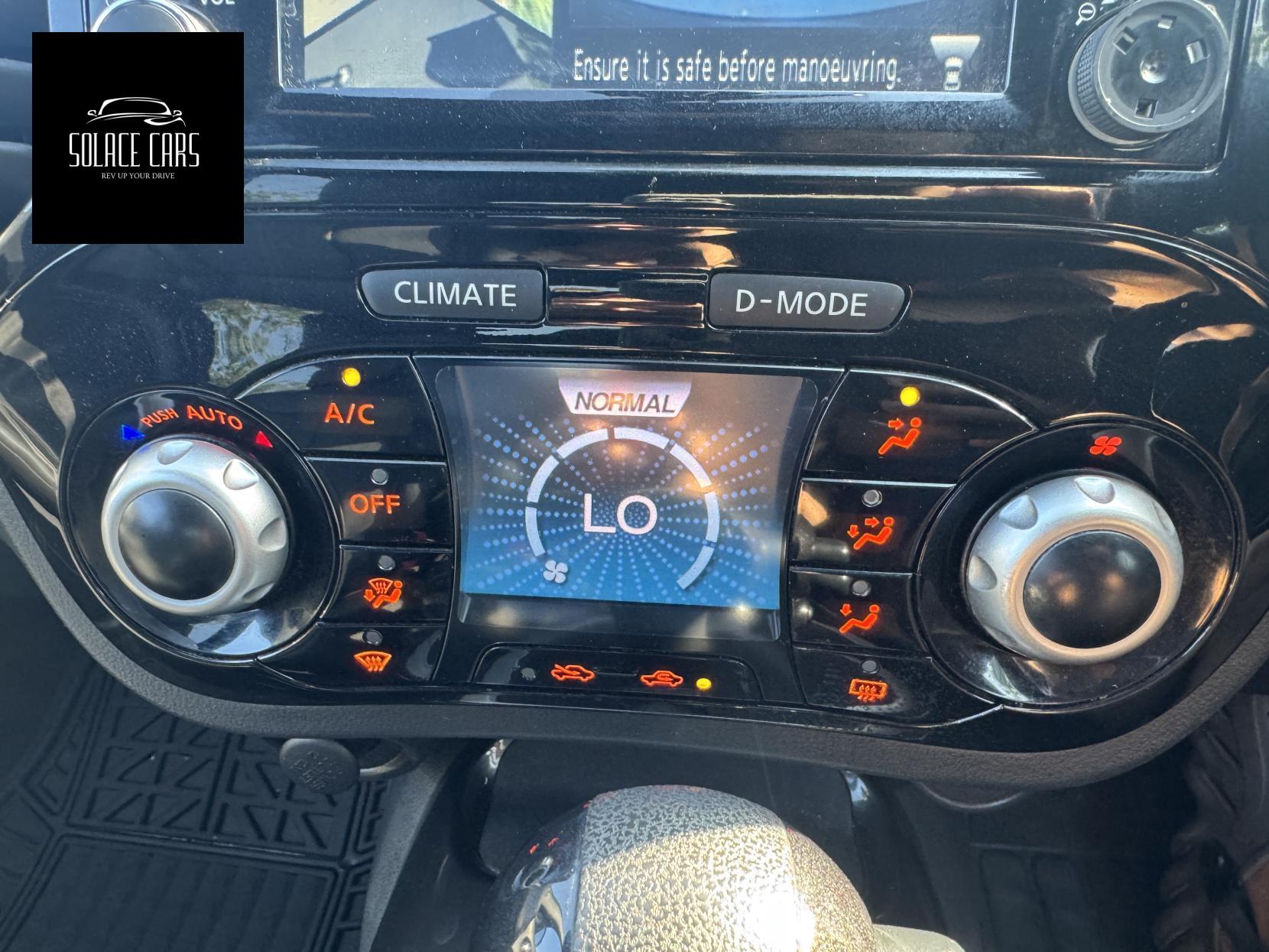 Nissan Juke 1.6 Tekna SUV 5dr Petrol XTRON Euro 5 (117 ps)