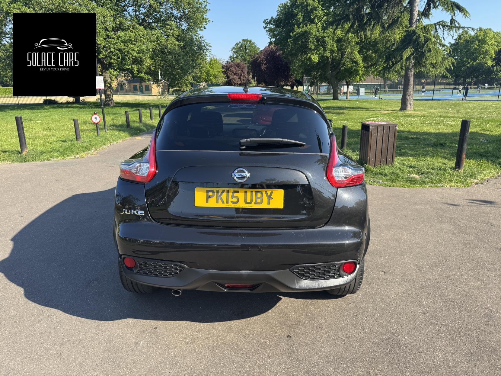 Nissan Juke 1.6 Tekna SUV 5dr Petrol XTRON Euro 5 (117 ps)