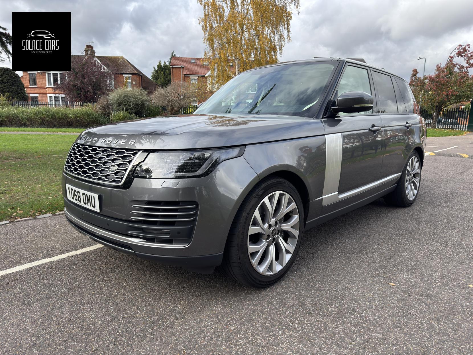 Land Rover Range Rover 2.0 P400e 12.4kWh GPF Vogue SUV 5dr Petrol Plug-in Hybrid Auto 4WD Euro 6 (s/s) (404 ps)