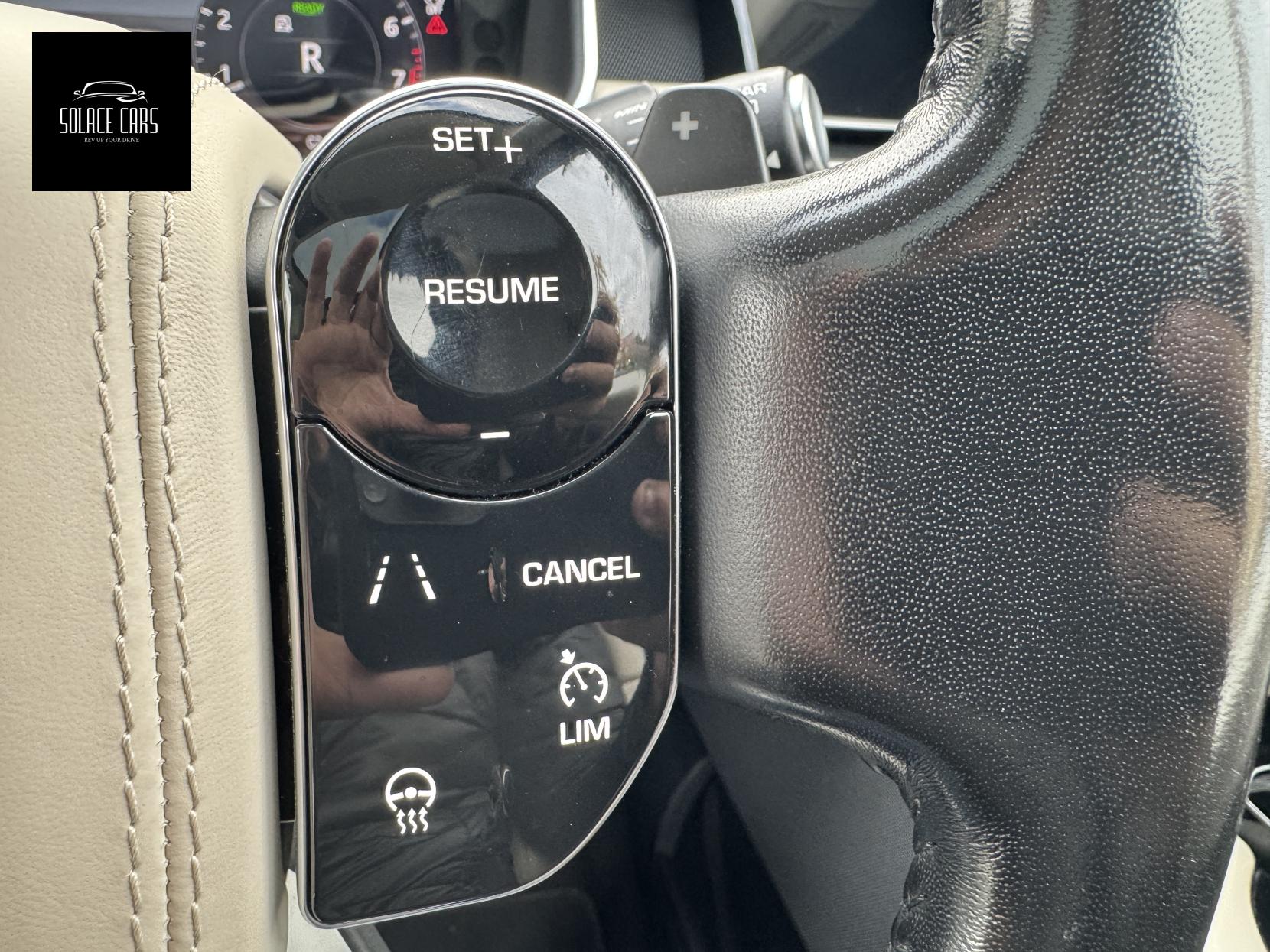 Land Rover Range Rover 2.0 P400e 12.4kWh GPF Vogue SUV 5dr Petrol Plug-in Hybrid Auto 4WD Euro 6 (s/s) (404 ps)