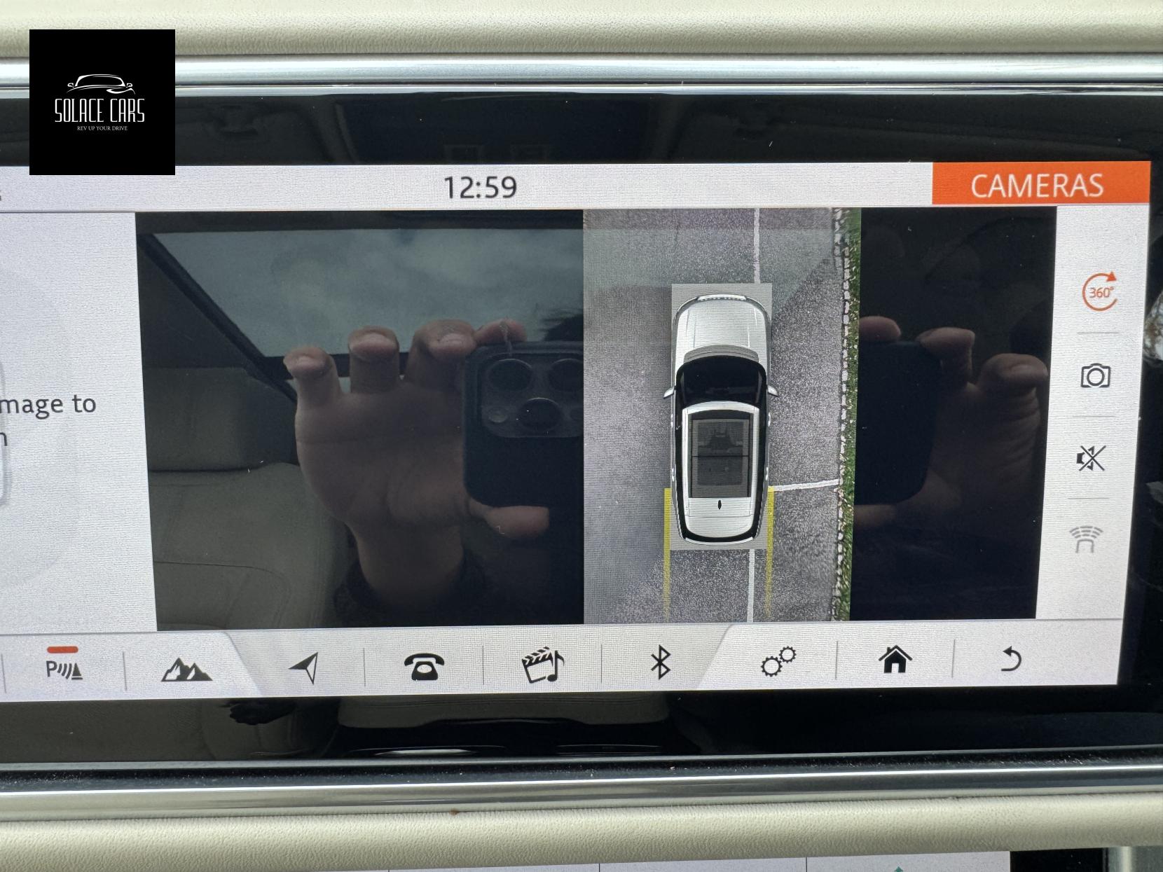Land Rover Range Rover 2.0 P400e 12.4kWh GPF Vogue SUV 5dr Petrol Plug-in Hybrid Auto 4WD Euro 6 (s/s) (404 ps)