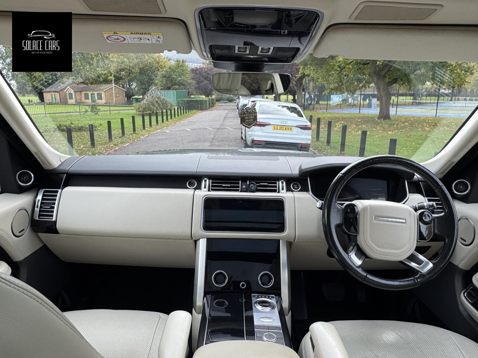 Land Rover Range Rover 2.0 P400e 12.4kWh GPF Vogue SUV 5dr Petrol Plug-in Hybrid Auto 4WD Euro 6 (s/s) (404 ps)