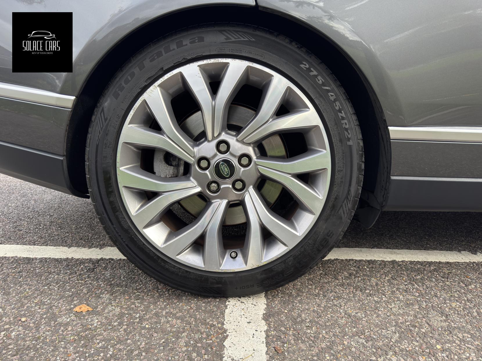 Land Rover Range Rover 2.0 P400e 12.4kWh GPF Vogue SUV 5dr Petrol Plug-in Hybrid Auto 4WD Euro 6 (s/s) (404 ps)