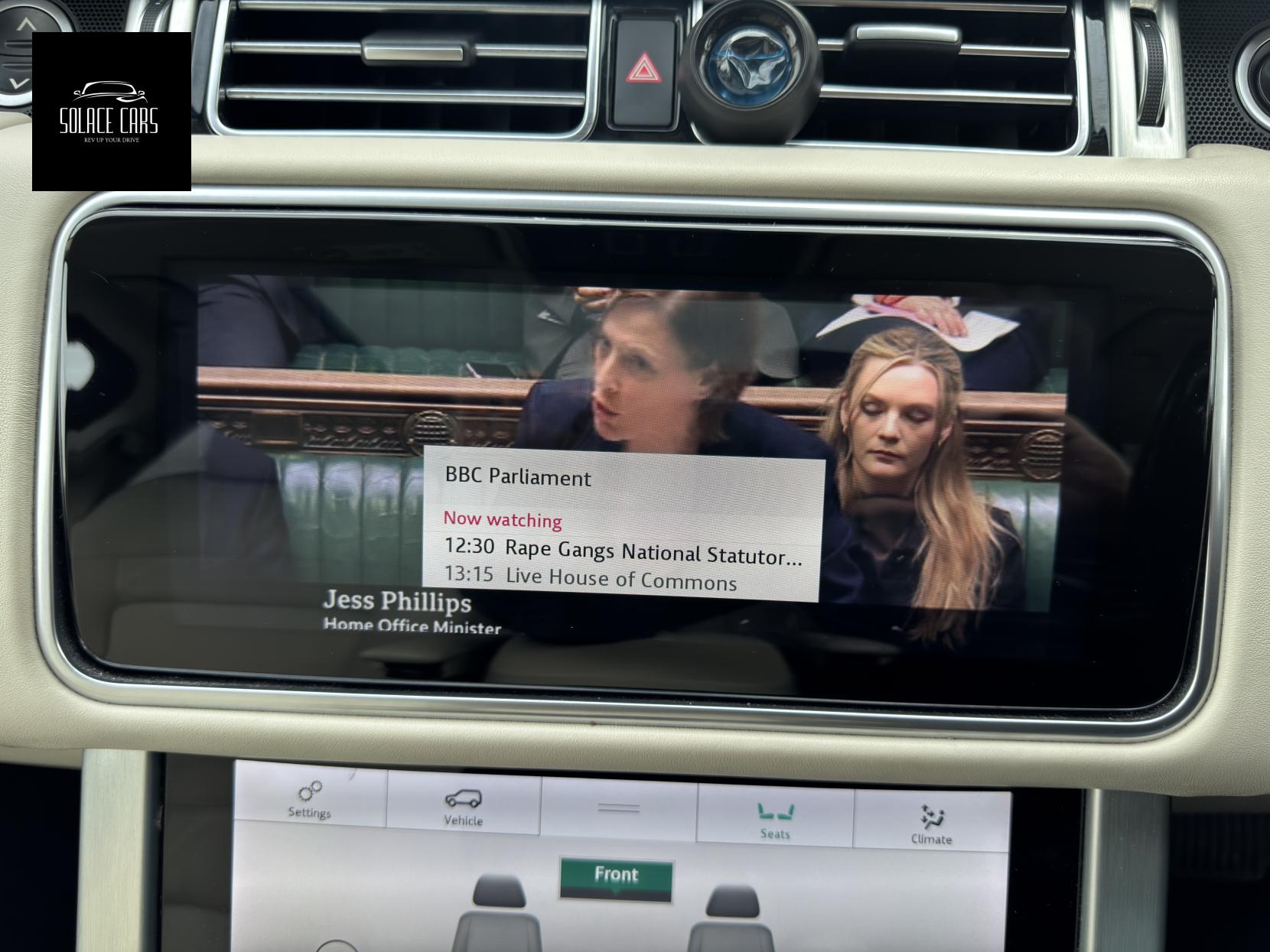 Land Rover Range Rover 2.0 P400e 12.4kWh GPF Vogue SUV 5dr Petrol Plug-in Hybrid Auto 4WD Euro 6 (s/s) (404 ps)