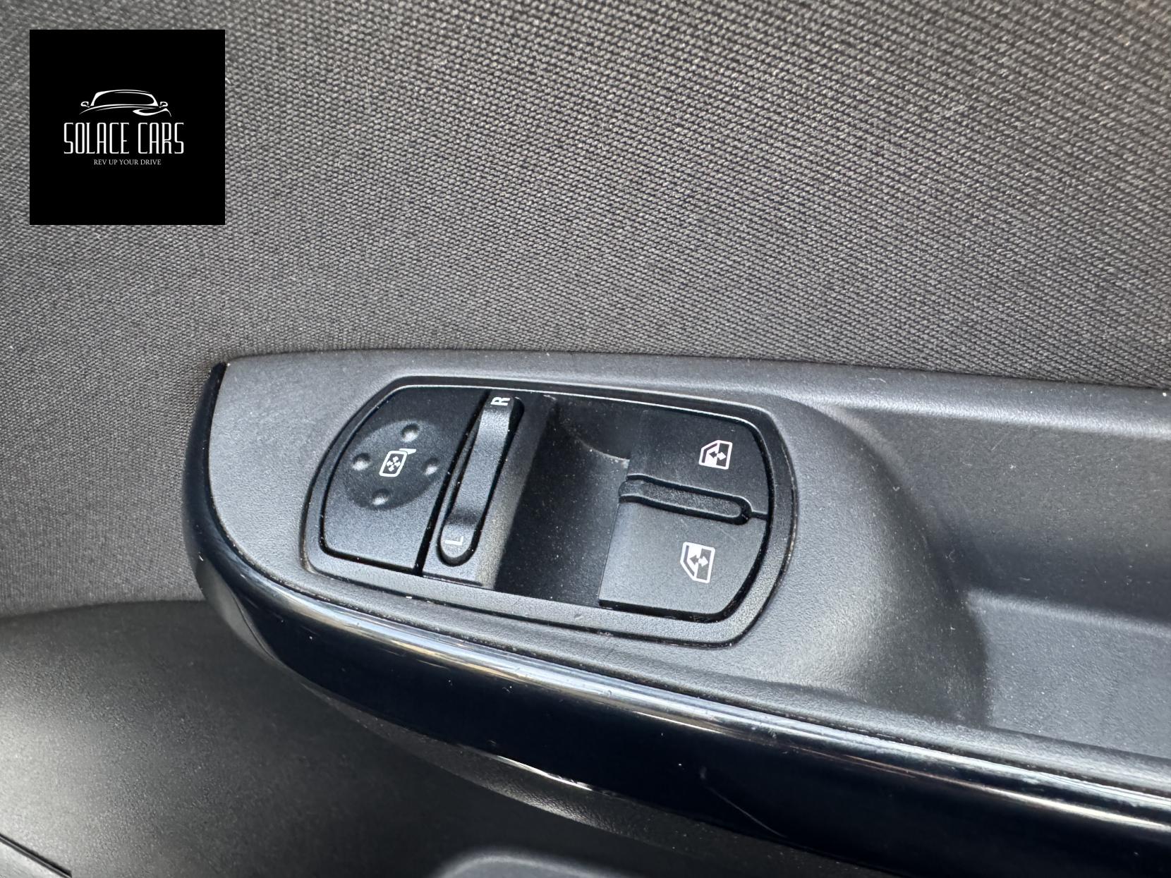 Vauxhall Corsa 1.3 CDTi ecoFLEX Design Hatchback 5dr Diesel Manual Euro 6 (s/s) (75 ps)